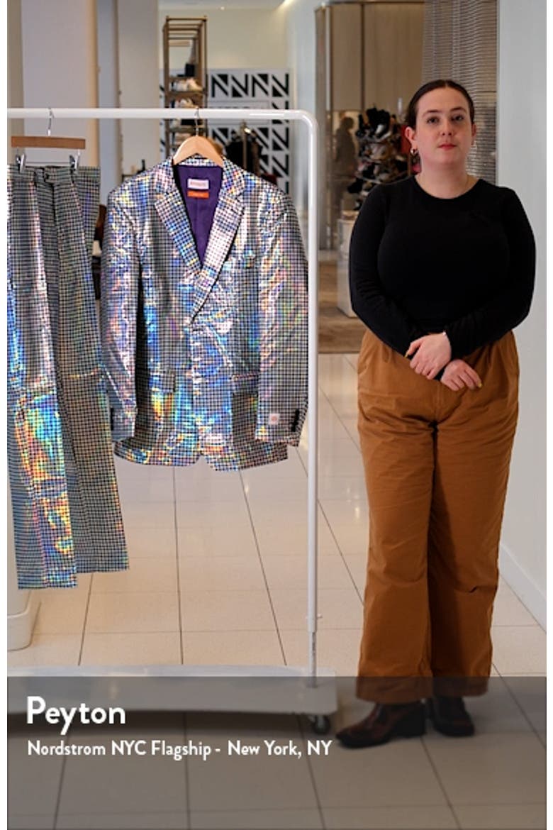 Disco Baller Two Button Notch Lapel Suit with Tie video