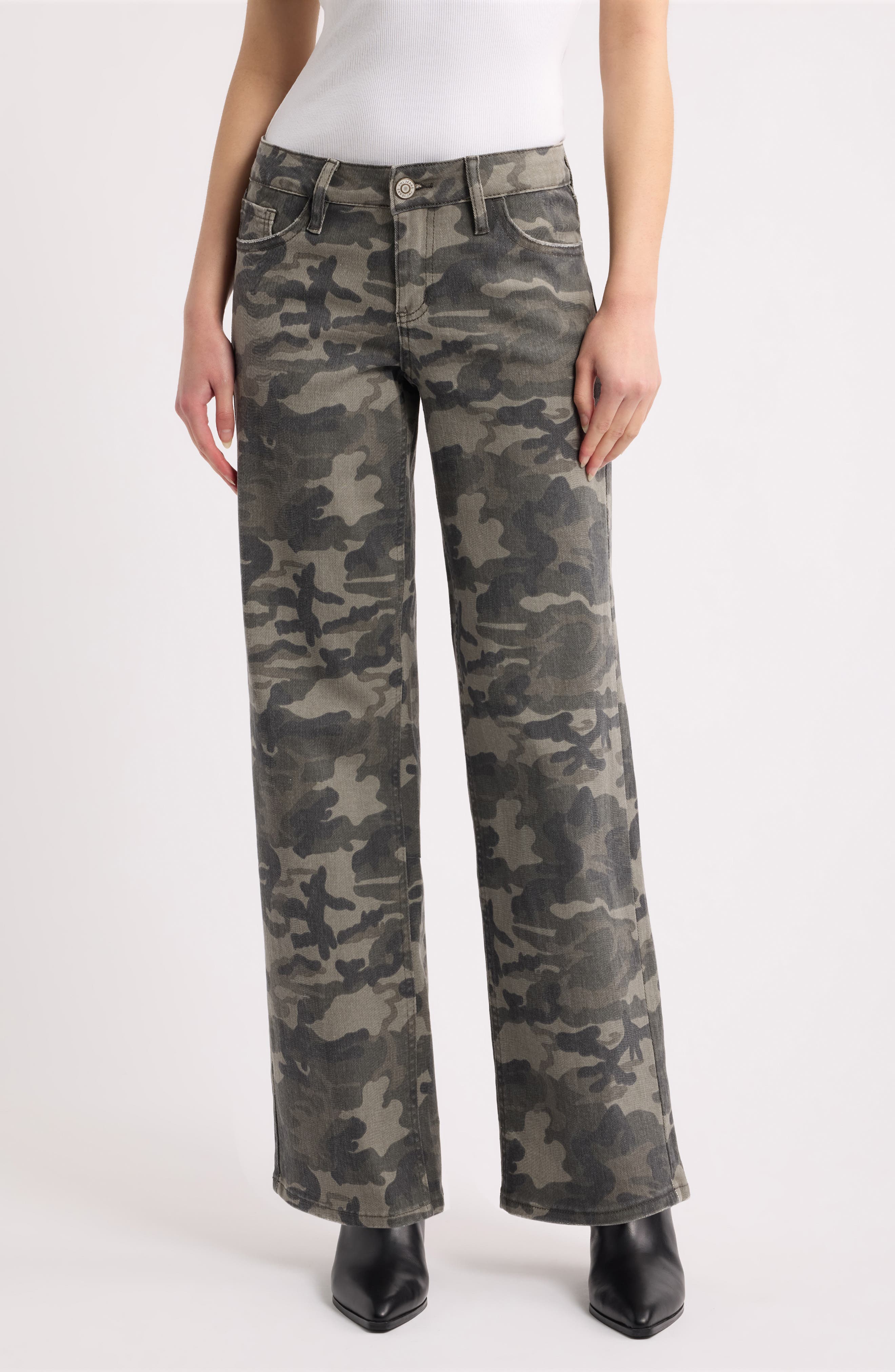 selected VTCAM - VINTAGE CAMO