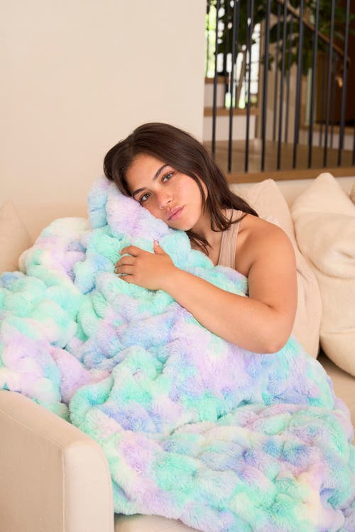 Crickle Daisy Ultra Plush Throw Snuggle Blanket