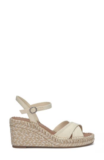 Lucky Brand Candyr Platform Wedge Sandal In Vanilla