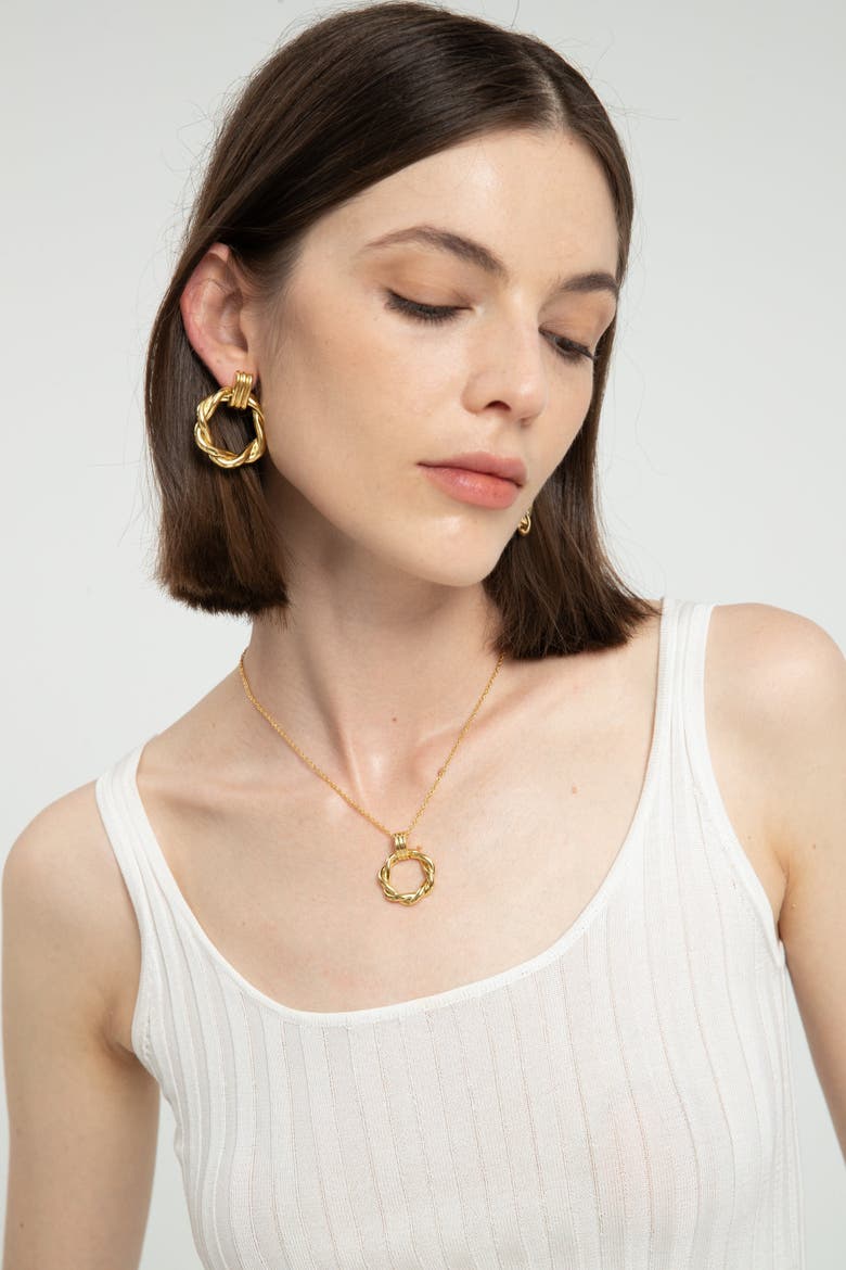Eléa Twisted Hoop Pendant Necklace, Alternate, color, Gold