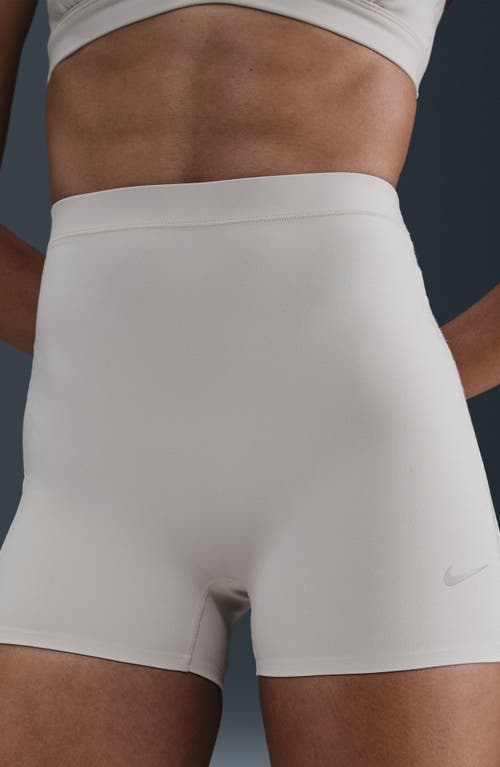 Nike Form Dri-fit Boy Shorts