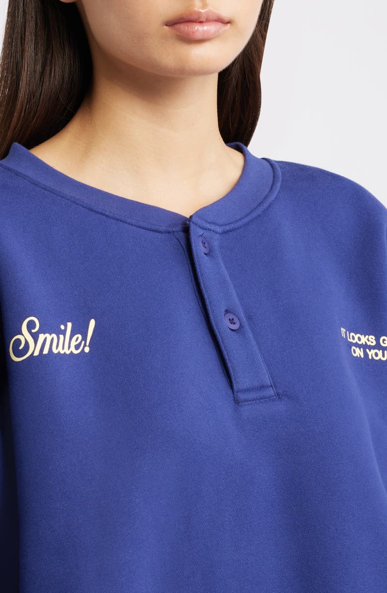 THE MAYFAIR GROUP Smiled Oversize Crewneck Sweatshirt, Alternate, color, Navy Blue