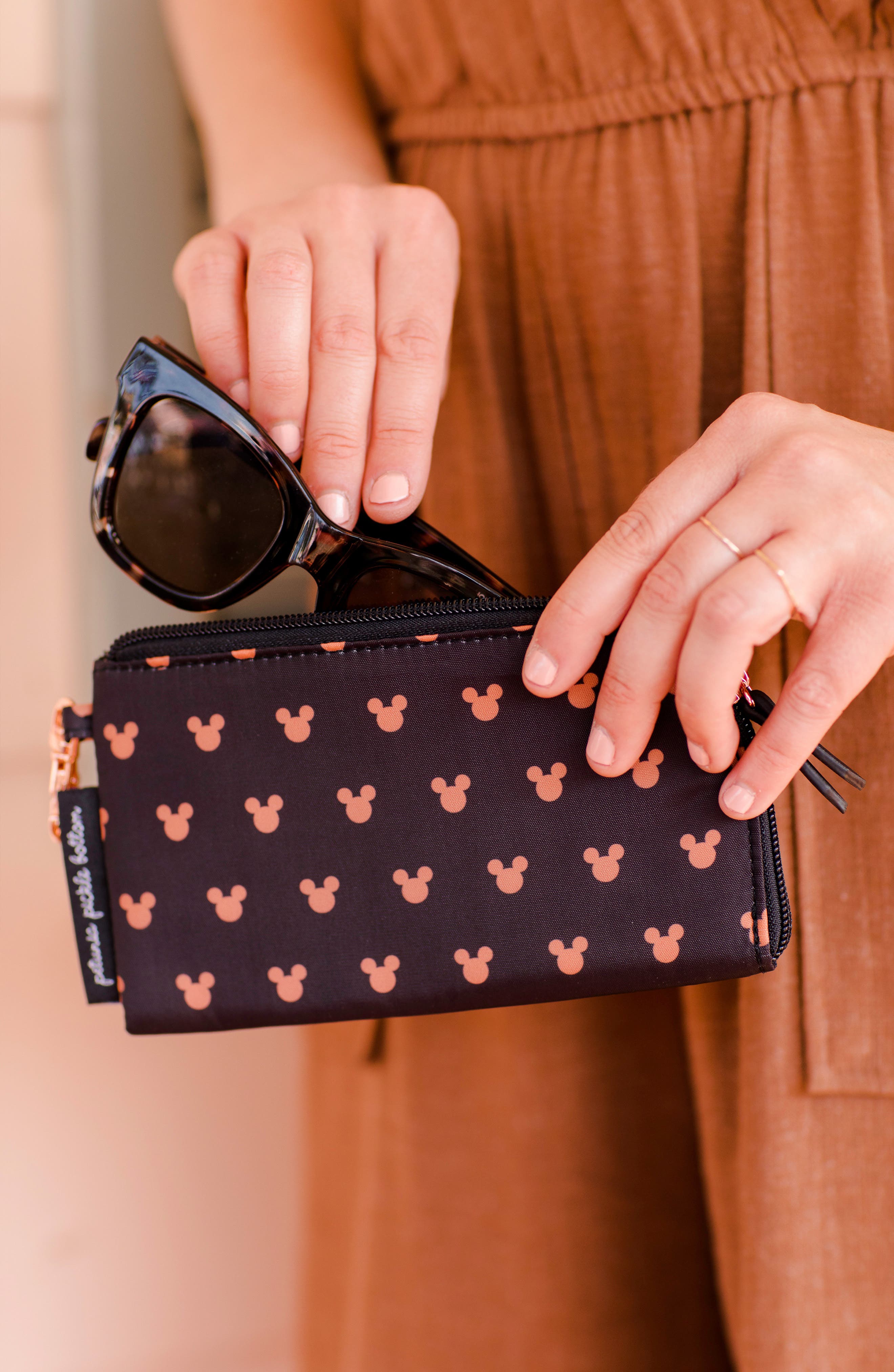 Petunia Pickle Bottom x Disney Downtown Mickey Mouse Diaper Tote, Alternate, color, 