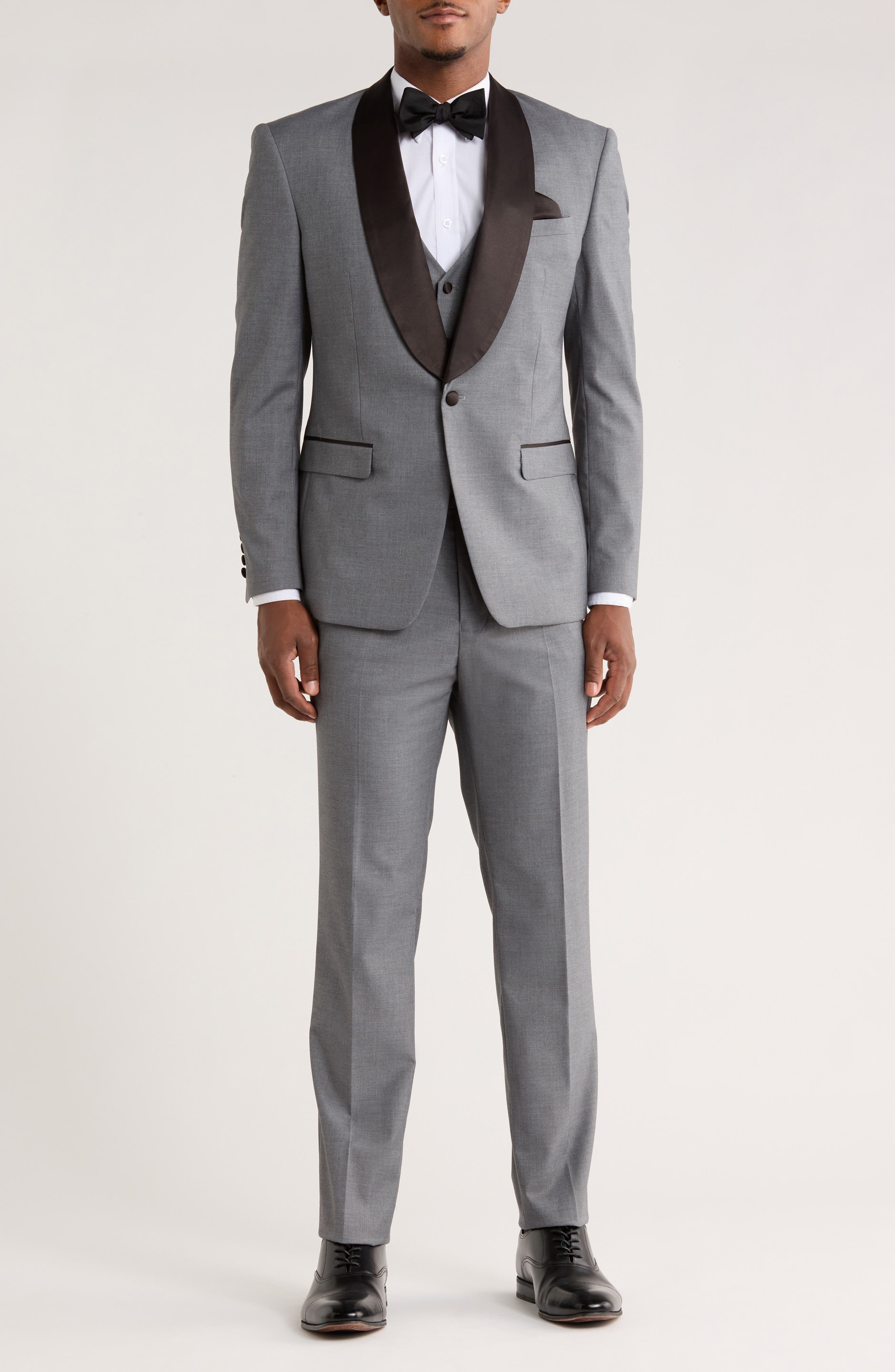 ZEGARIE Gray Shawl Collar 3-Piece Tuxedo
