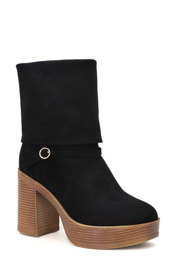 Yoki Platform Boot In Black