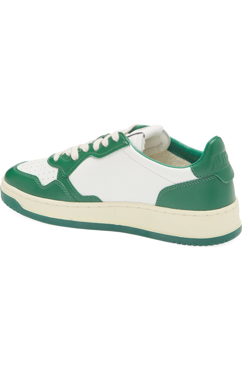 AUTRY Medalist Low Sneaker, Alternate, color, Leat/ Leat Wht/ Green