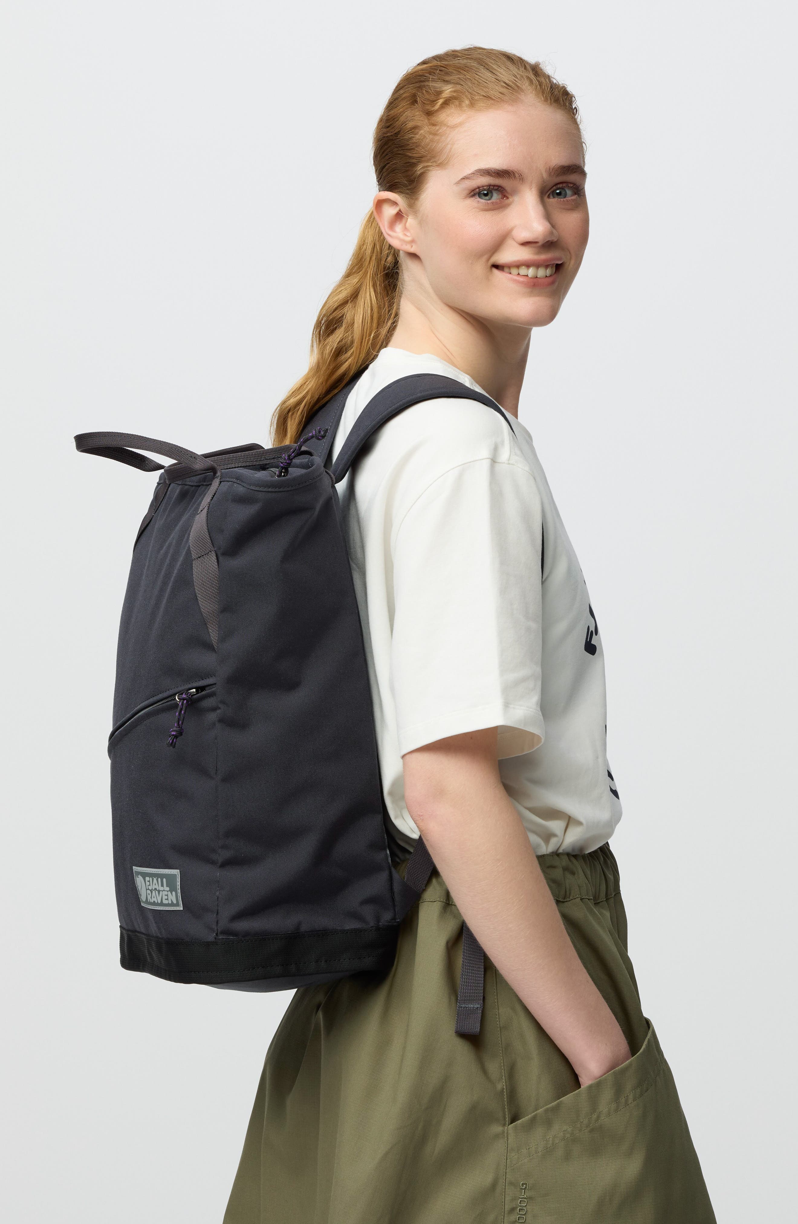 Fjällräven Vardag 22-Liter Totepack, Alternate, color, Coal Black