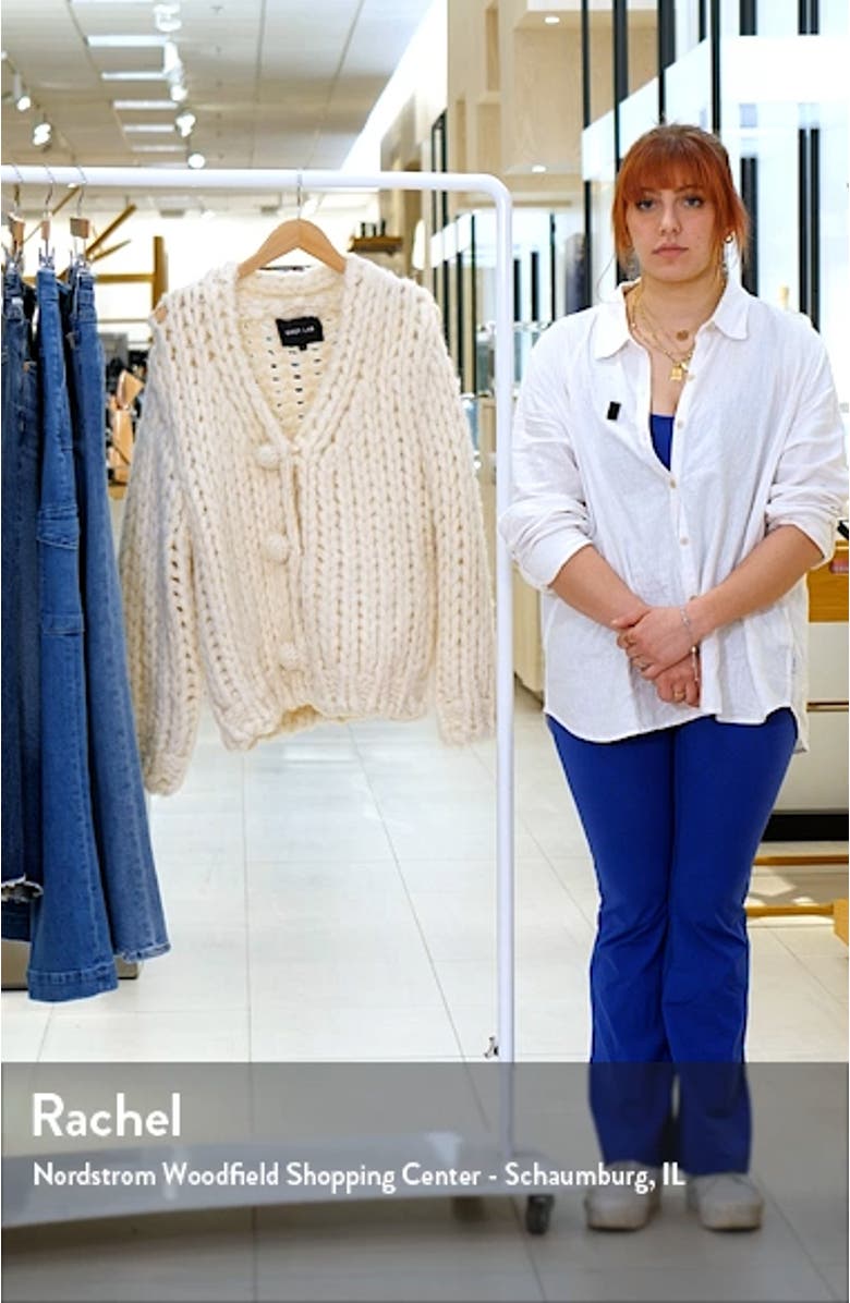 Chunky V-Neck Cardigan, sales video thumbnail