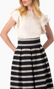 IVONNE Ruffled Sleeve Textured Blouse