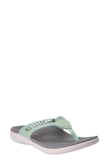 Revitalign Yumi Friendship Strength Flip Flop In Mint
