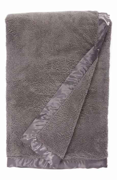 Giraffe at Home Chenille Throw