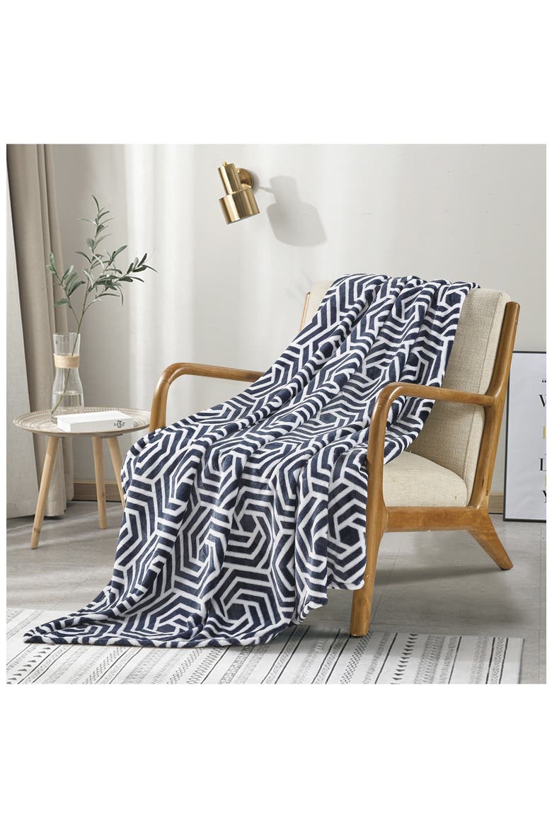 Azmera Plush Fleece Throw Blanket, Alternate, color, BLUE MULTI