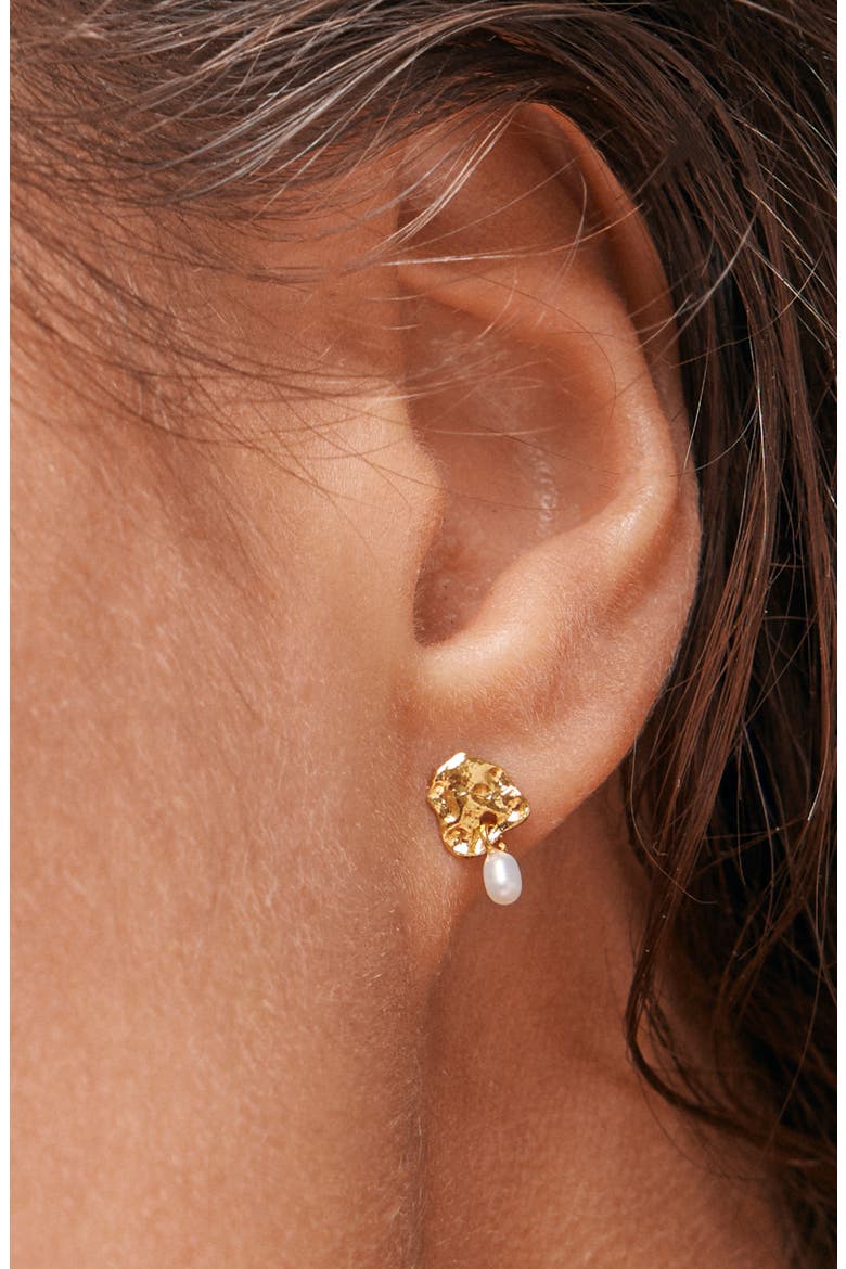 Mio Pearl Studs, Alternate, color, Pearls