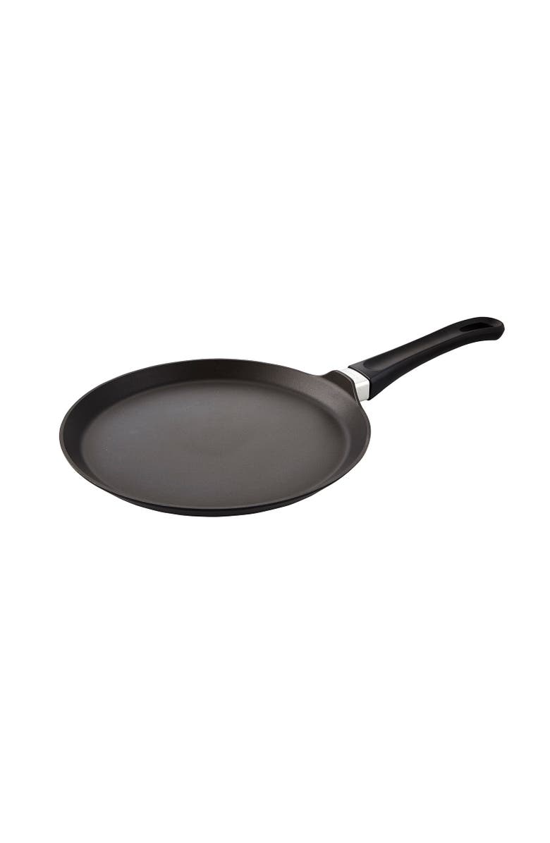 Scanpan Classic 9.75-Inch Omelet & Crepe Pan, Main, color, Black