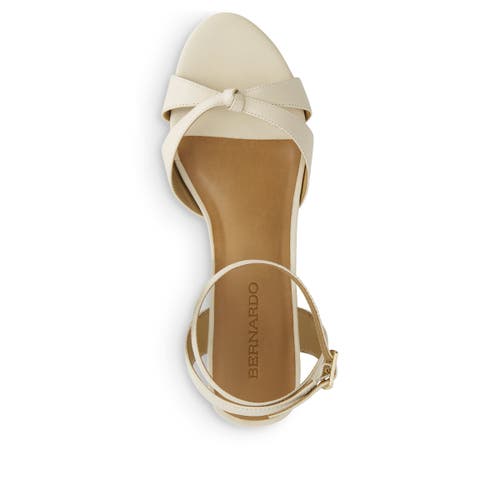 BERNARDO FOOTWEAR BERNARDO FOOTWEAR GARCEL DEMI-WEDGE SANDAL
