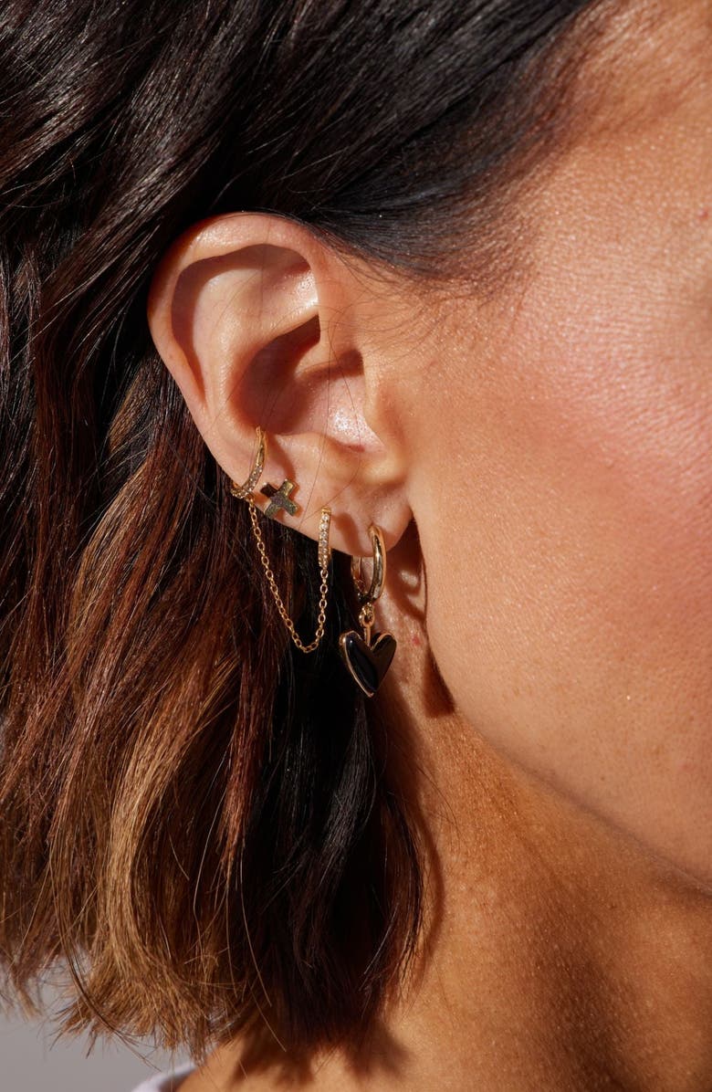 Nickel & Suede Sweetheart Huggie Earrings, Alternate, color, Onyx / Gold Metal