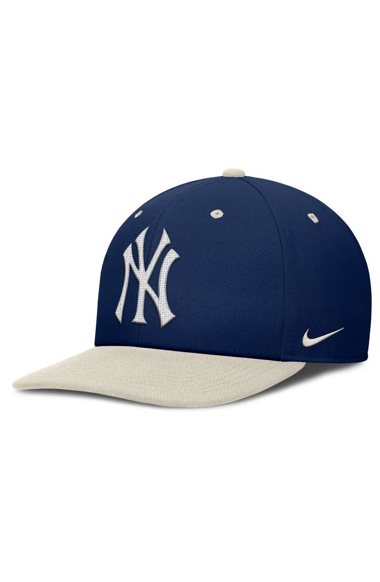 Nike Men's Nike Navy/Cream New York Yankees Pro Performance Snapback Hat, Main, color, 