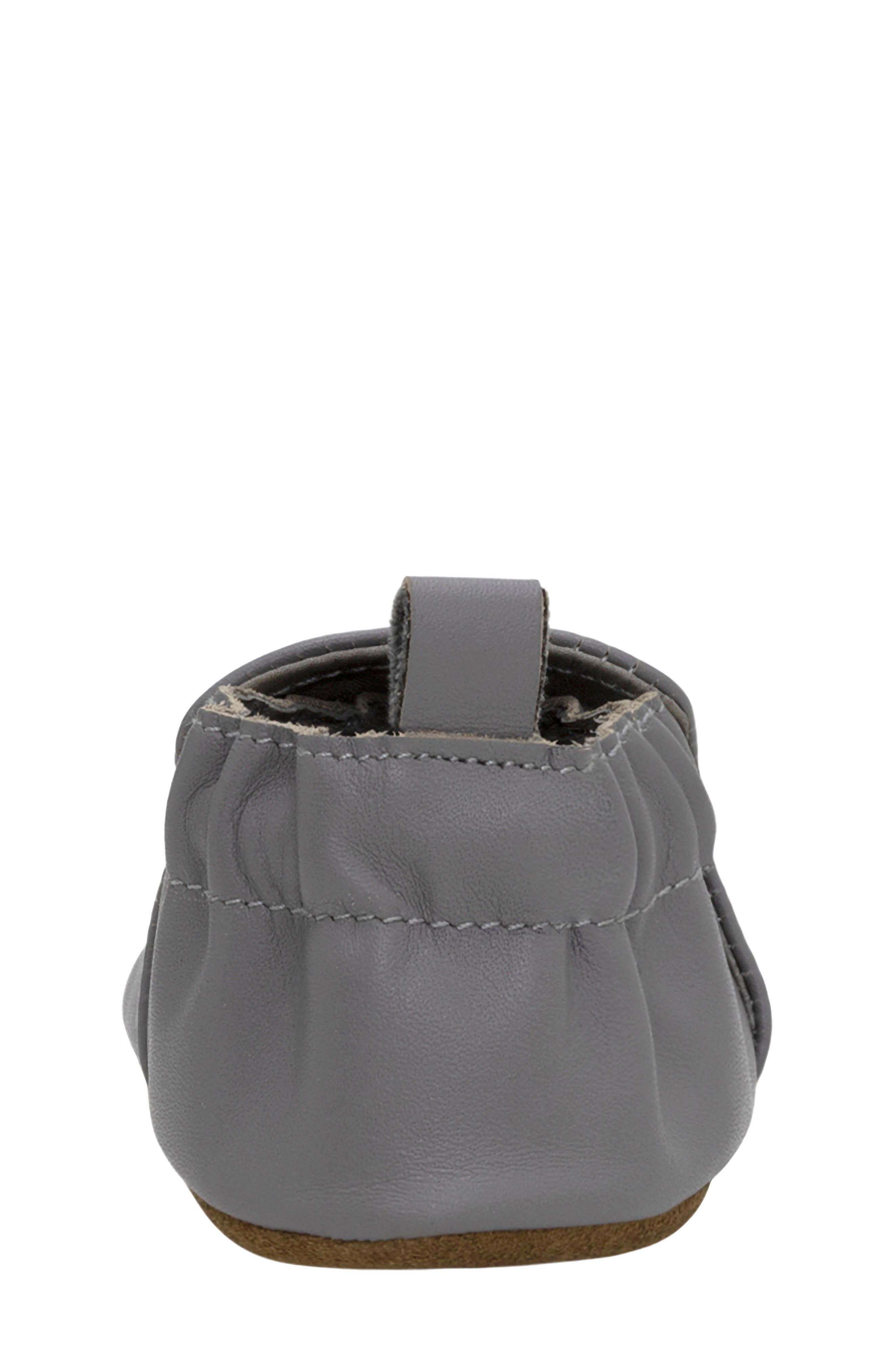 Robeez<sup>®</sup> Fun at the Farm Crib Shoe, Alternate, color, Grey