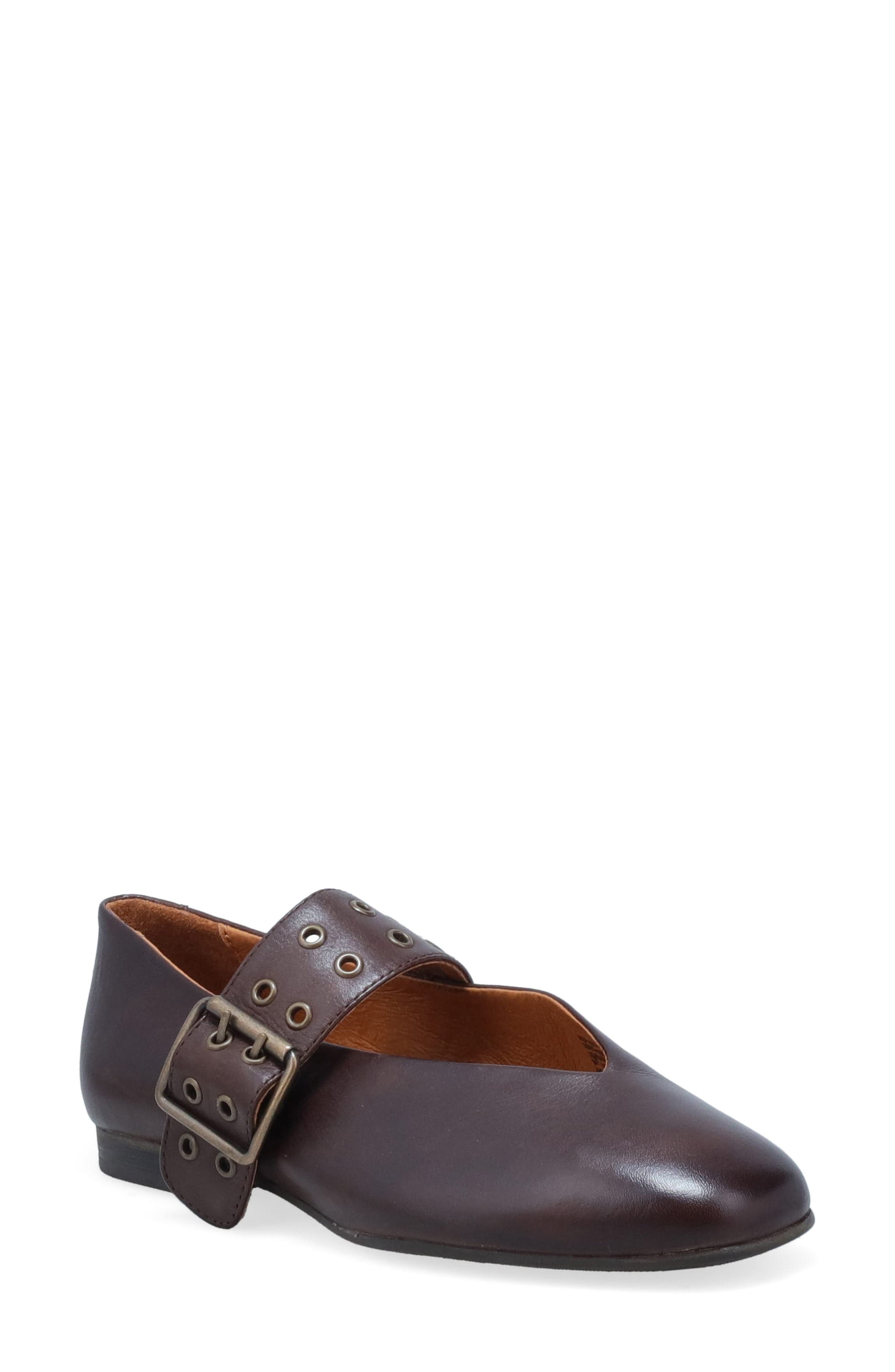 Miz Mooz Zephyr Flat In Brown