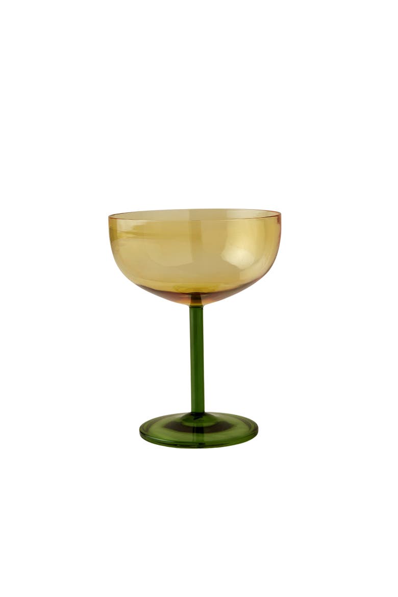 Niko Coupe, Main, color, Yellow