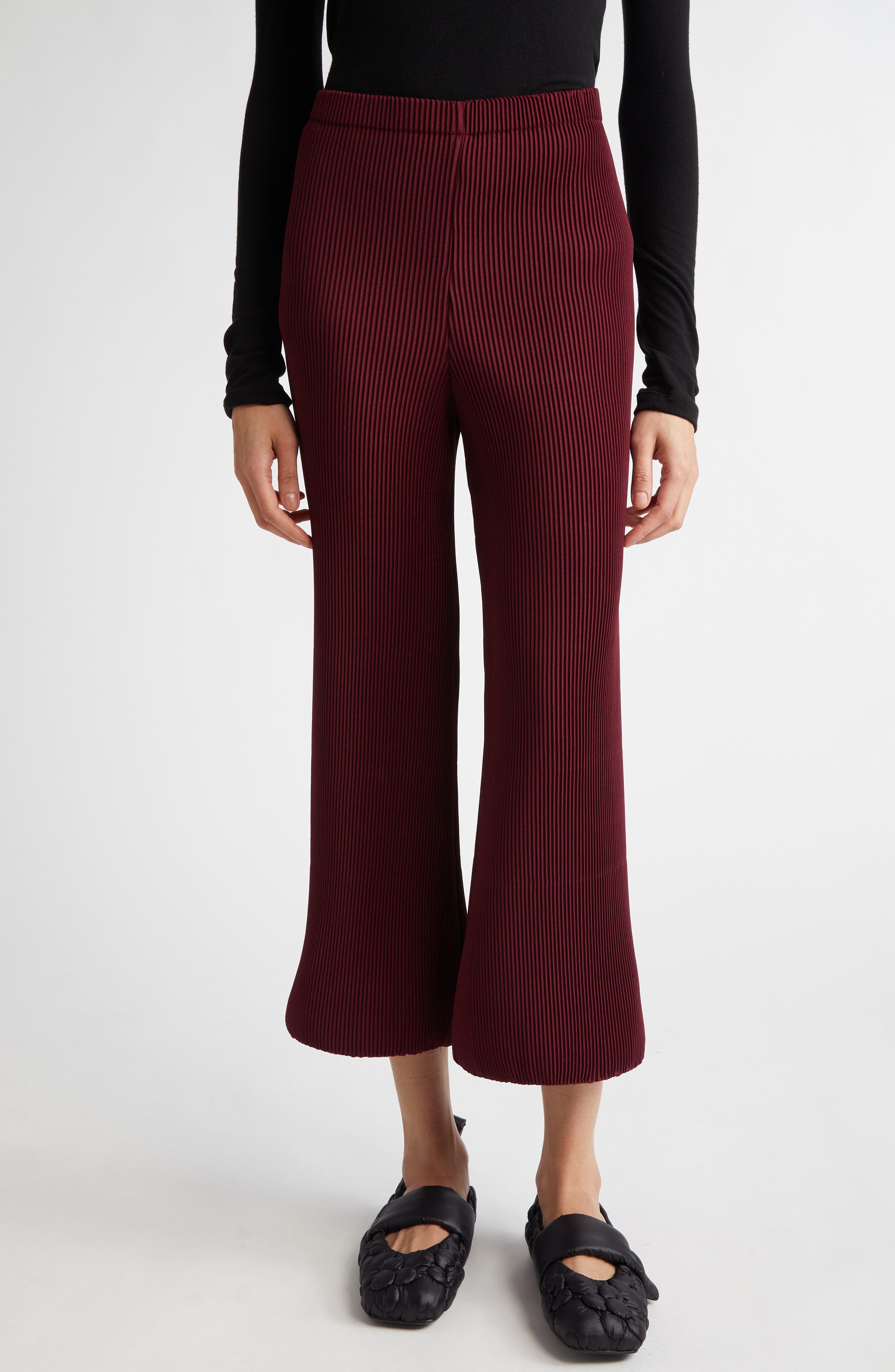 MELITTA BAUMEISTER Rounded Ripple Pleated Pants in Bordeaux 