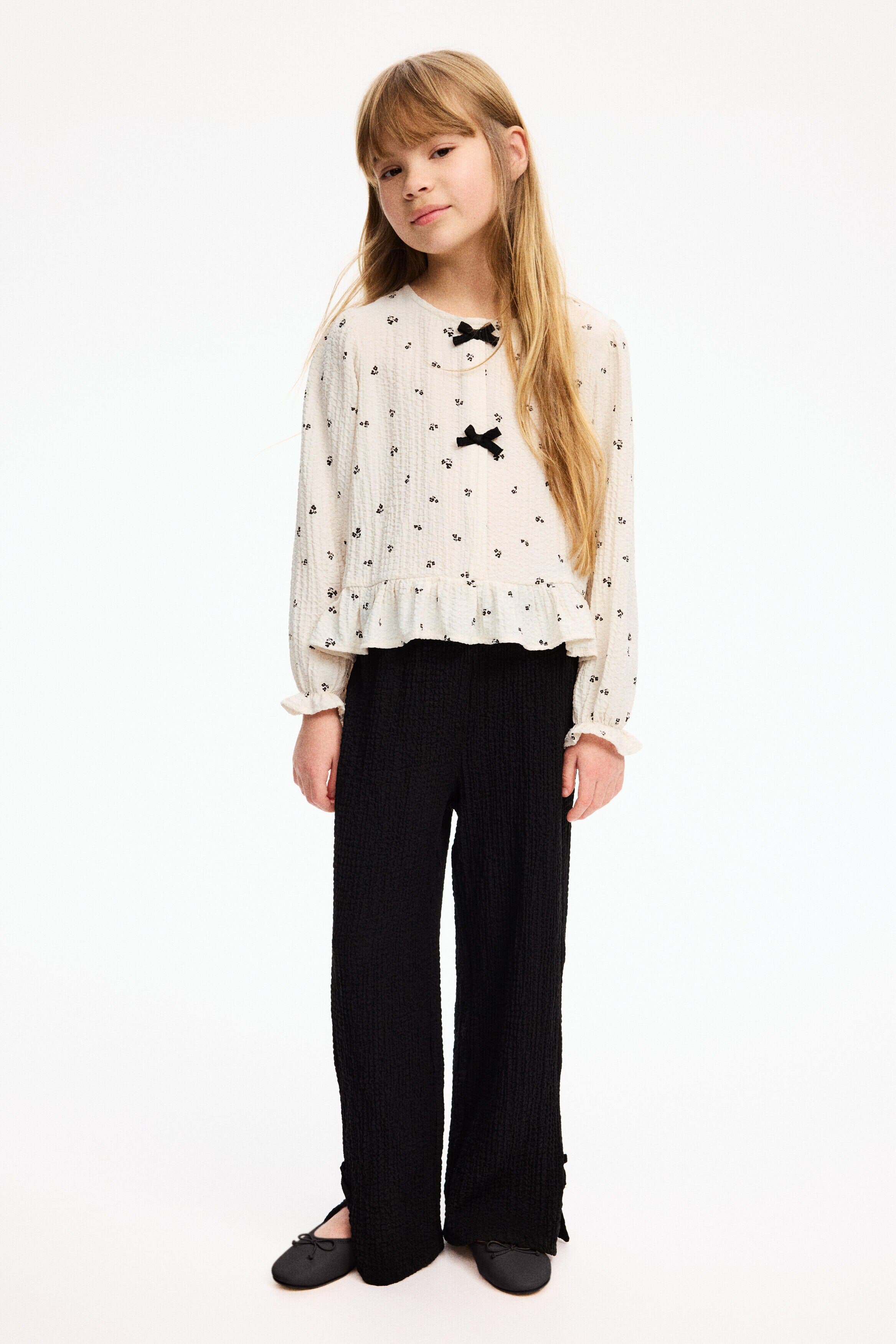 selected Light beige/floral
