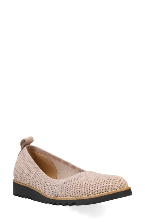 Etta Slip-On Flat (Women)
