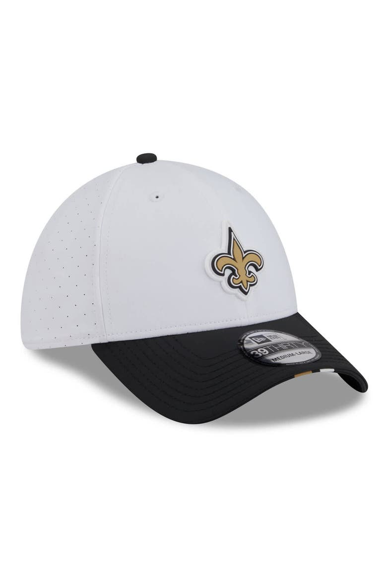 Men's New Era  White/Black New Orleans Saints 2025 NFL Training Camp 39THIRTY Flex Hat, Alternate, color, White