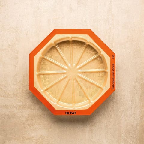 Silicone Round Cake Mold, 12 Portions