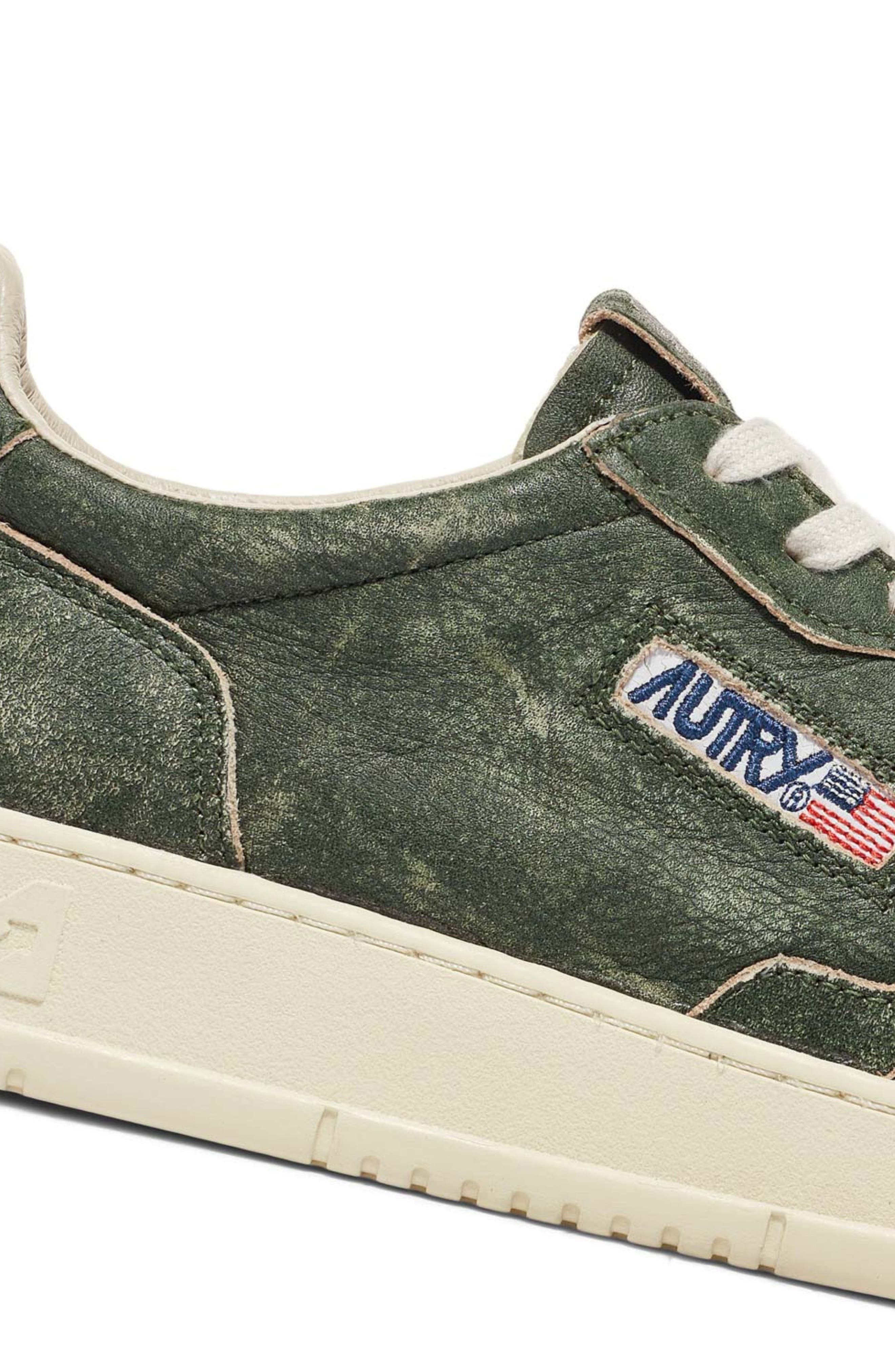 AUTRY Medalist Low Top Sneaker, Alternate, color, 