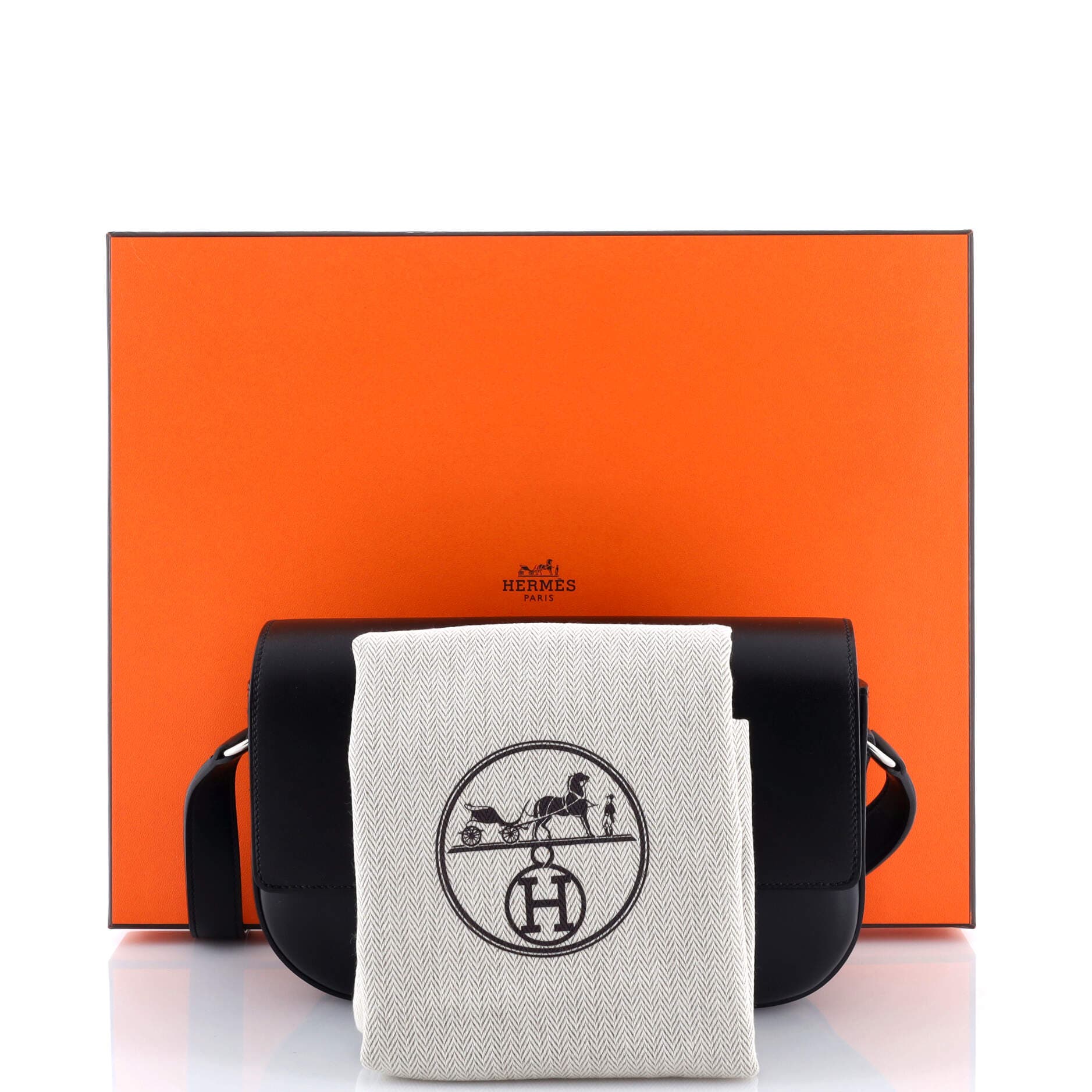 Pre-Owned Hermes Della Cavalleria Elan Shoulder Bag Tadelakt, Alternate, color, 