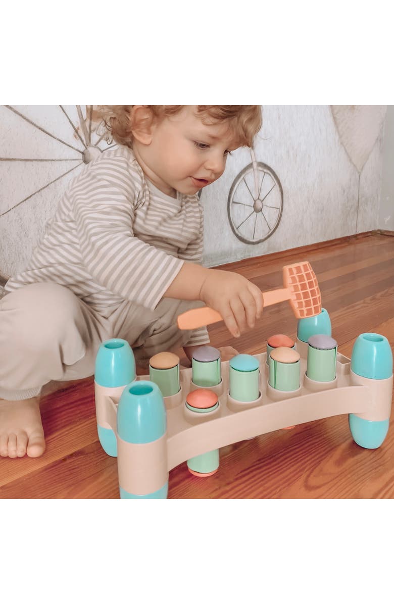 Quercetti Playeco+ Hammer Peggy Peg Pounding Toy, Interactive Colorful Board, Alternate, color, Multicolored