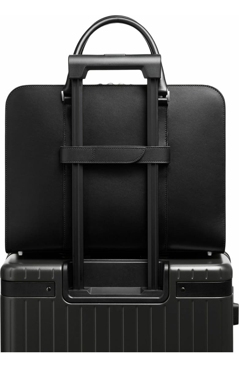 Carl Friedrik Smart holder, Main, color, Black