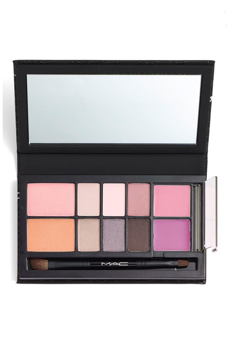 M·A·C 'Look in a Box - All About Plum' Kit, Main, color, ALL ABOUT PLUM