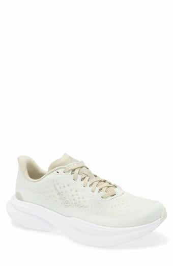 Mach 6 Running Shoe