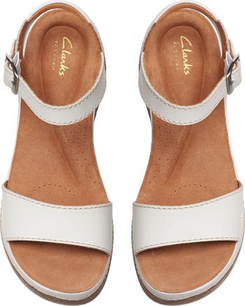 Clarks wedge sandals canada online