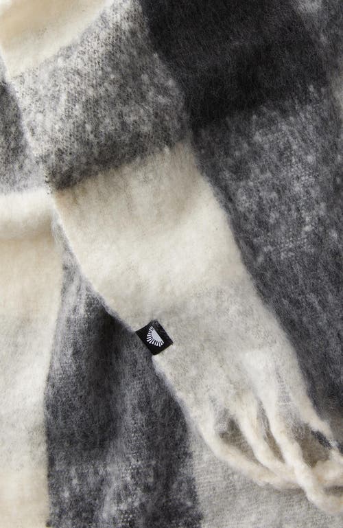 Cotton On Body Active Body Chunky Knit Scarf In White