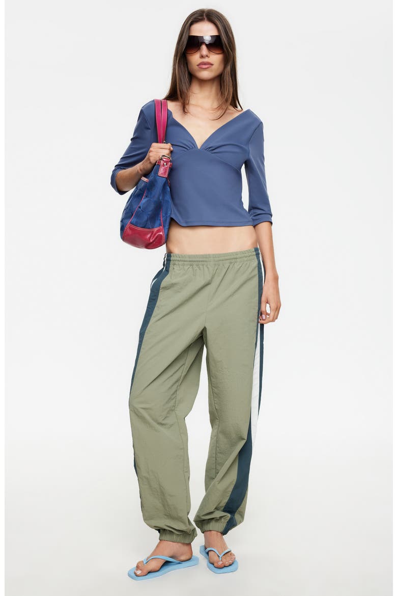 Canyon V-Neck Cropped Top, Alternate, color, MIDNIGHT BLUE