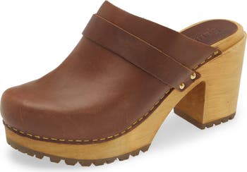 Peleni Block Heel Clog