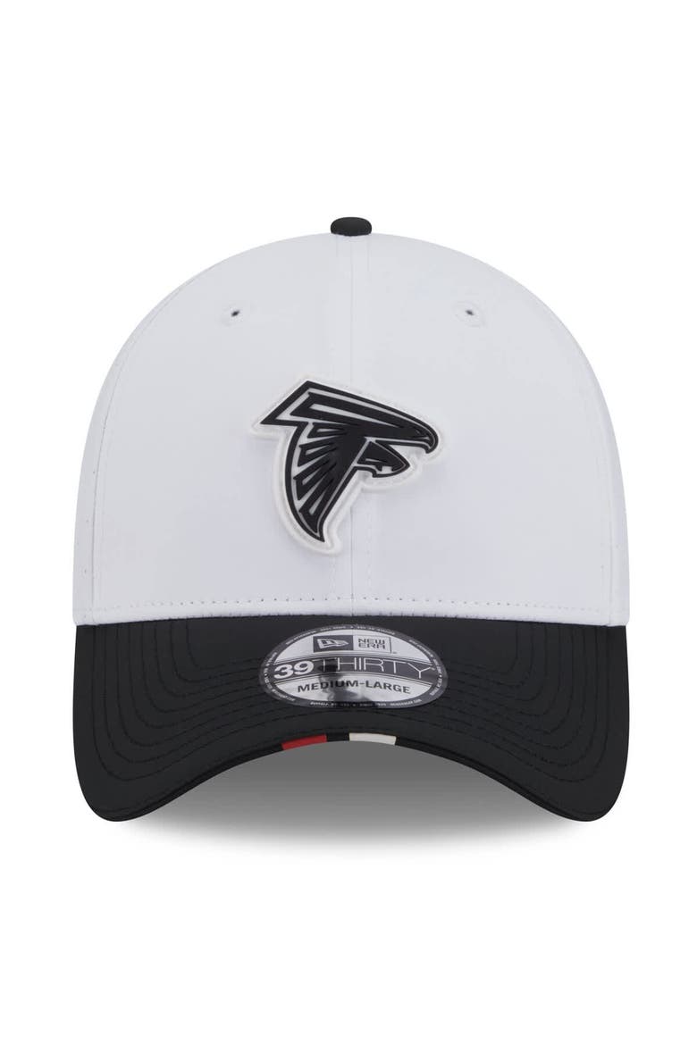 Men's New Era  White/Black Atlanta Falcons 2025 NFL Training Camp 39THIRTY Flex Hat, Alternate, color, White
