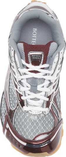 Orbit Low Top Sneaker