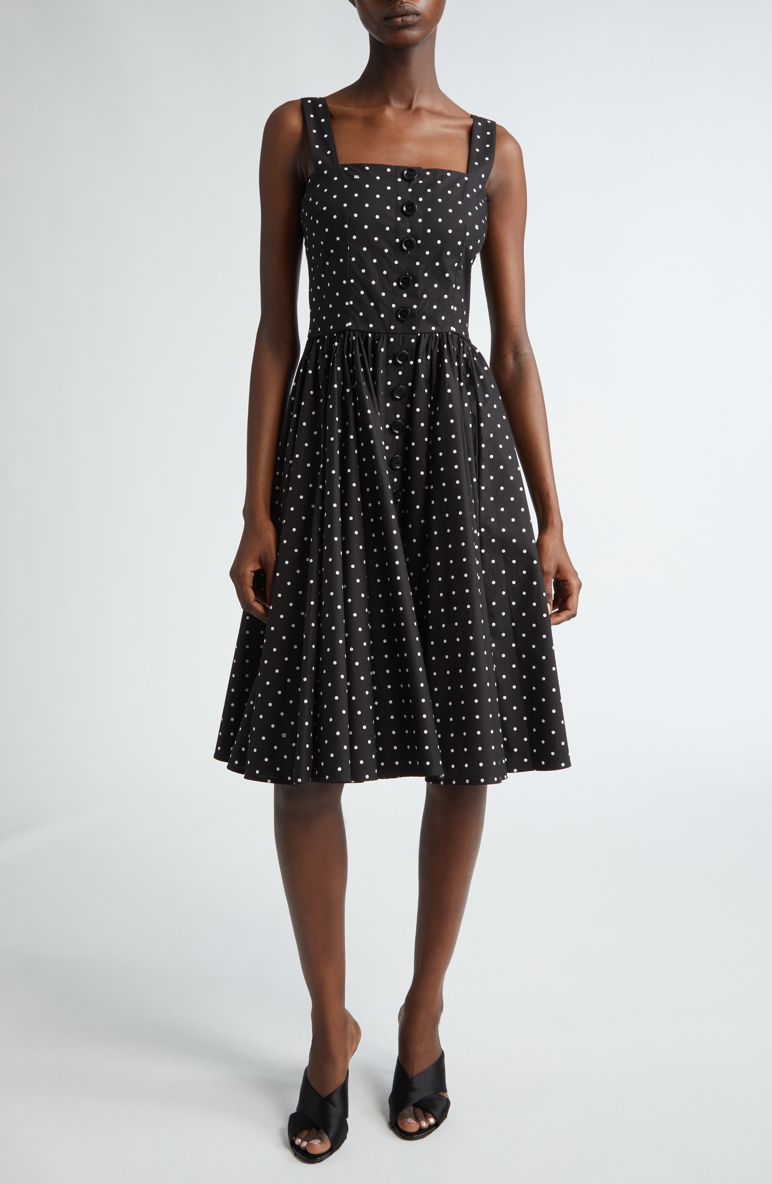 selected BLACK/ WHITE DOT