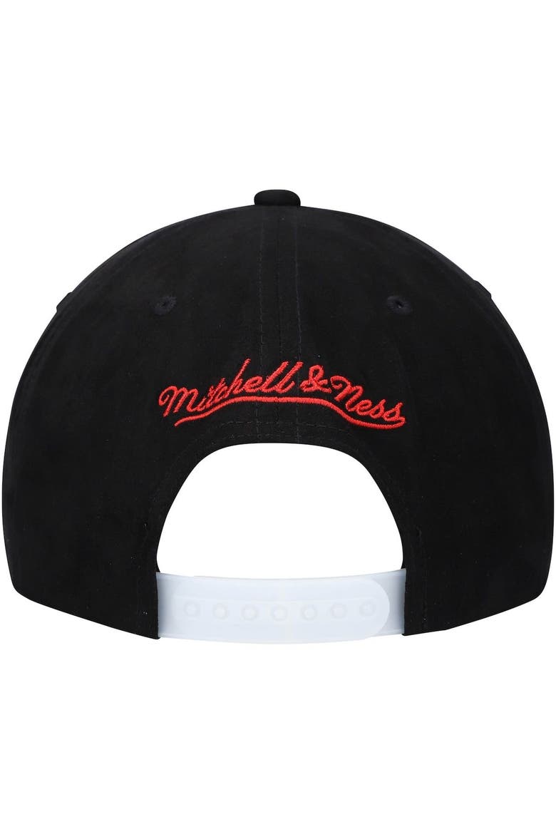 Men's Mitchell & Ness Silver/Gray Chicago Bulls Day 5 Snapback Hat, Alternate, color, Silver