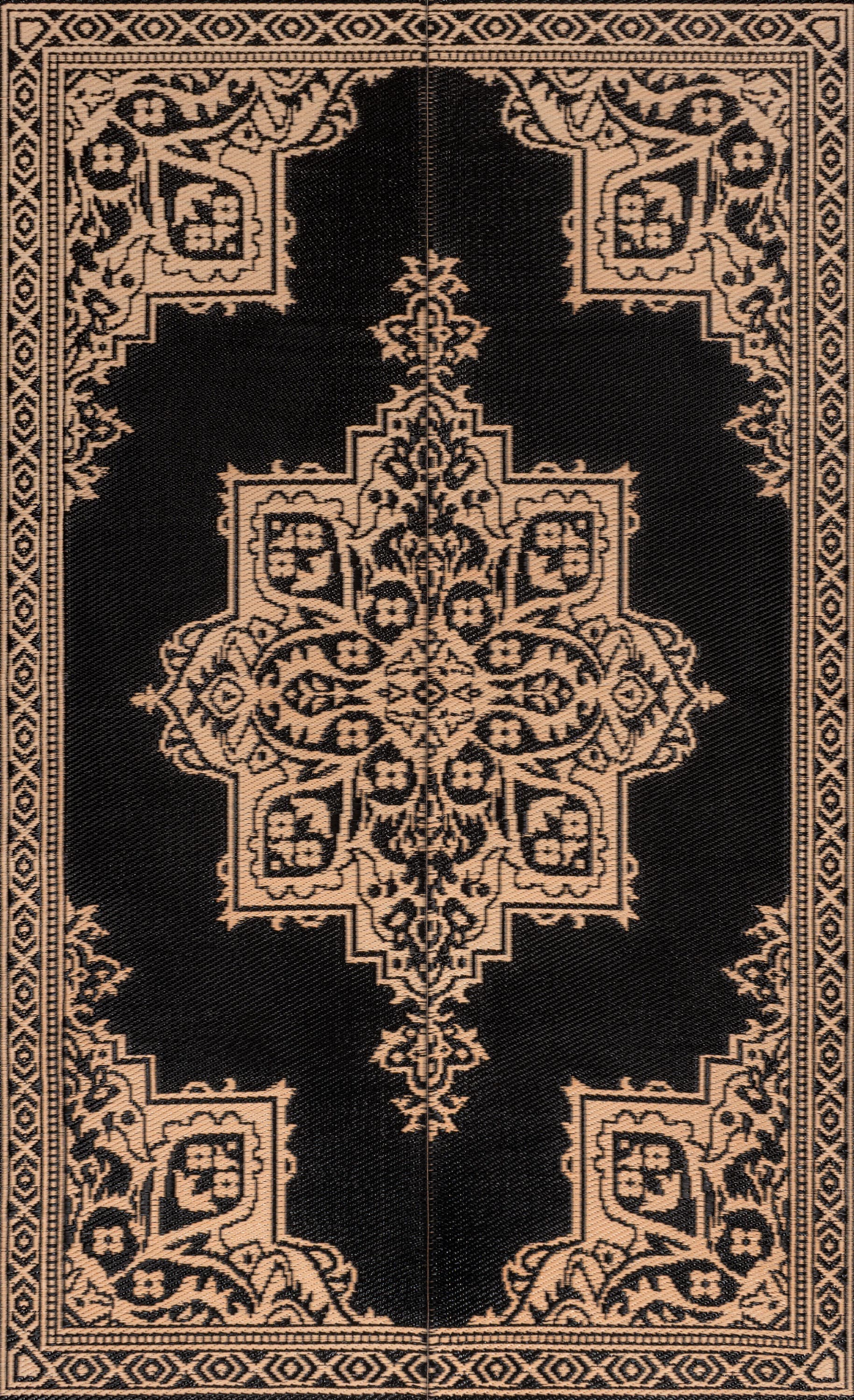 selected Black/Cream