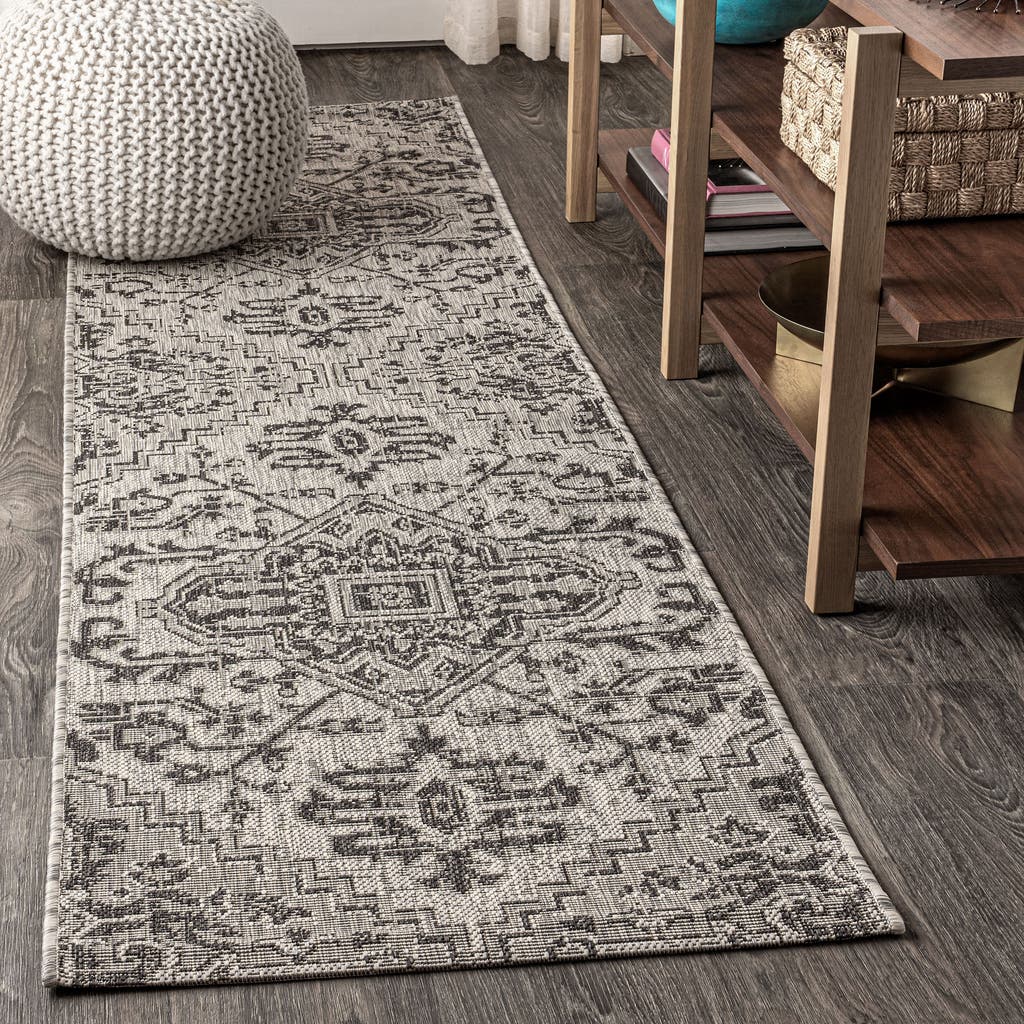 Jonathan Y Estrella Bohemian Medallion Textured Weave Indoor/outdoor Area Rug In Black/gray