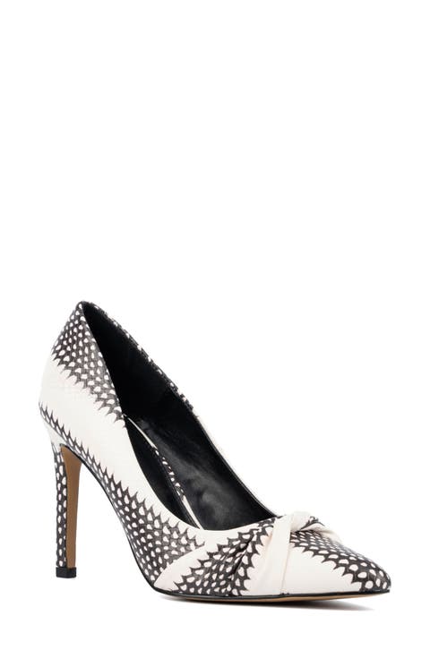 Monique Twist Pump (Women)