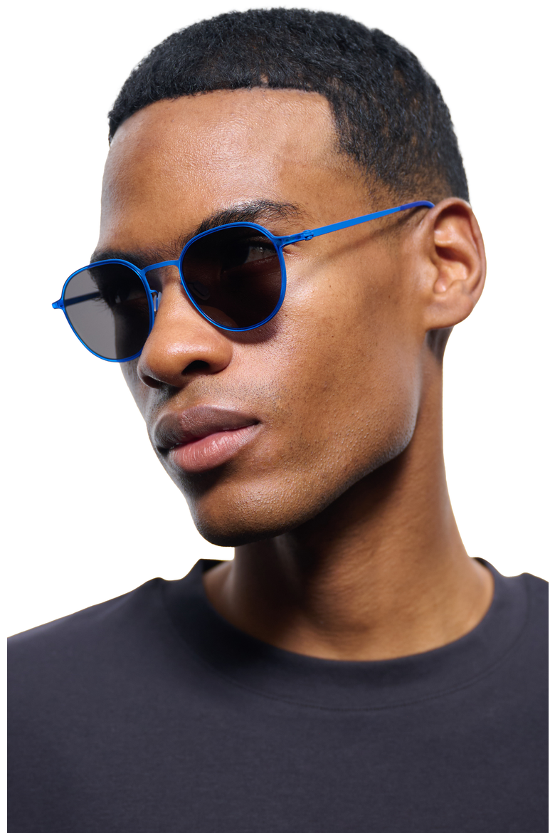 697 Sunglasses, Alternate, color, Bright blue