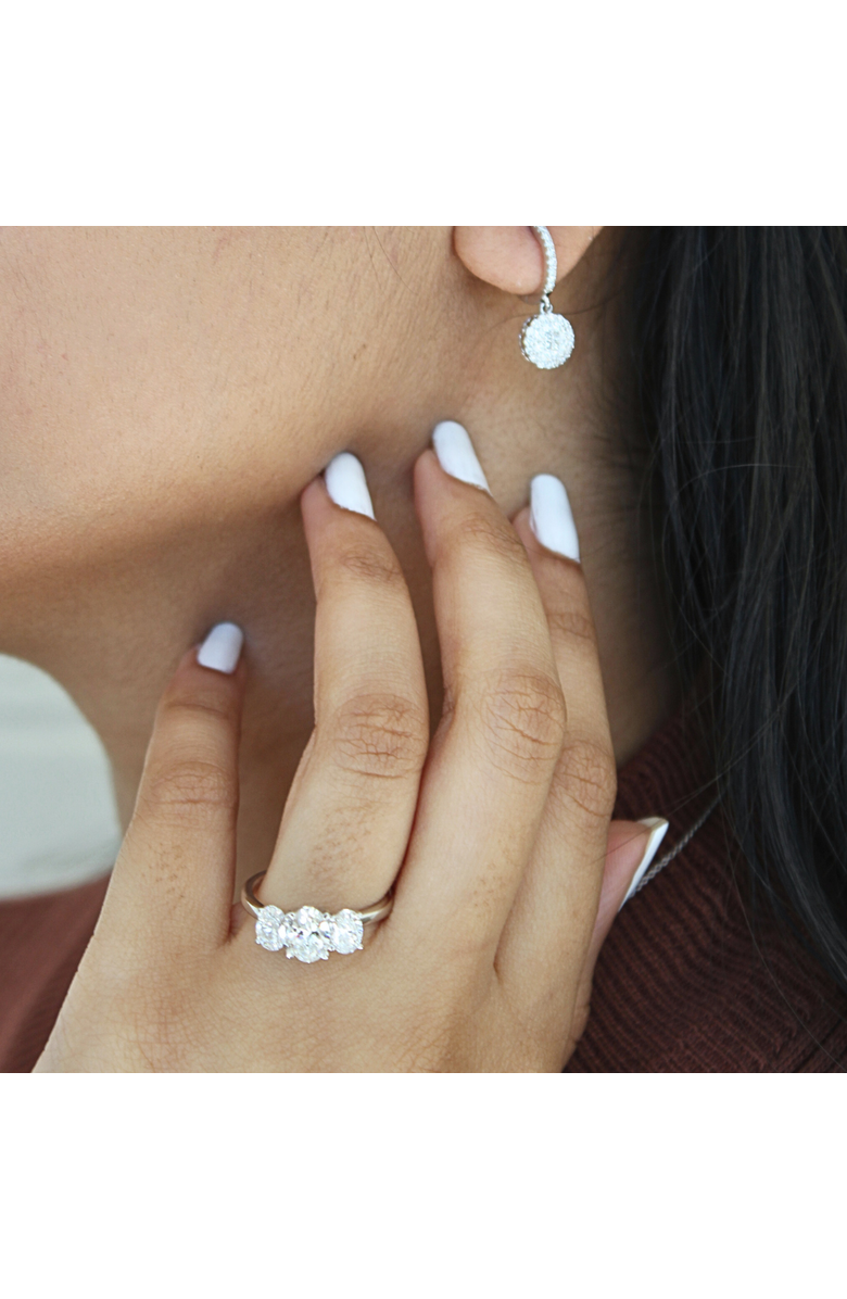 LuvMyJewelry Delila 14K Gold Oval Cut Lab Grown Diamond Trinity Ring - 2 ct, Alternate, color, 14K White Gold