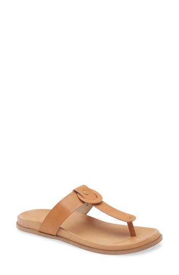 Korks Audie Thong Sandal In Light Tan